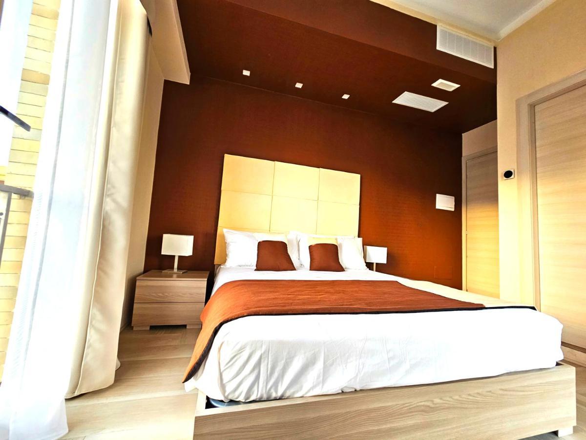 Trilogy Prestige - Central Premium Suites เลชเช ภายนอก รูปภาพ