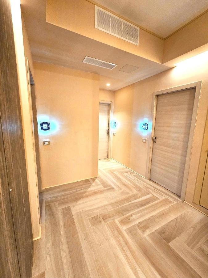 Trilogy Prestige - Central Premium Suites เลชเช ภายนอก รูปภาพ